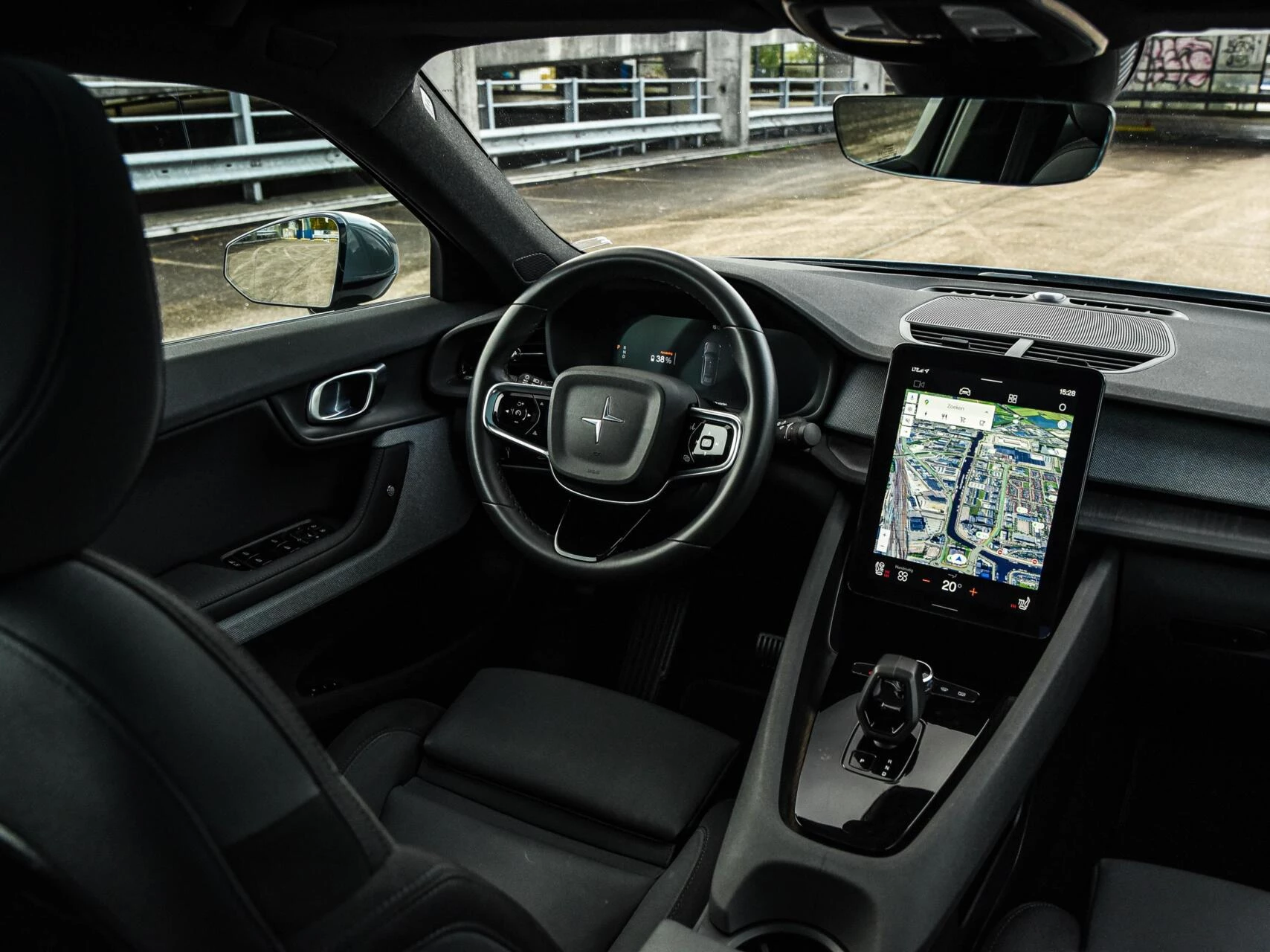 Hoofdafbeelding Polestar 2