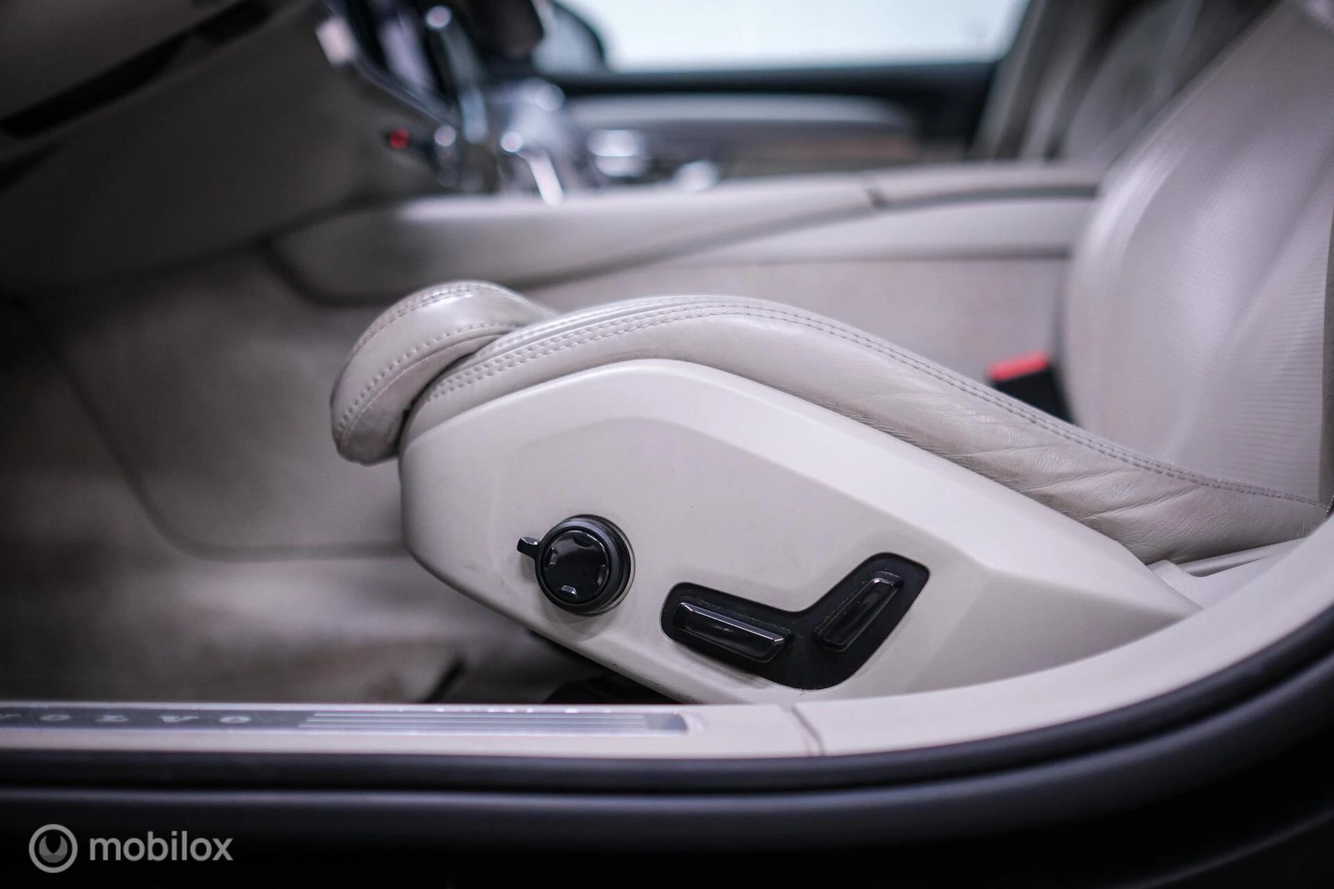 Hoofdafbeelding Volvo S90