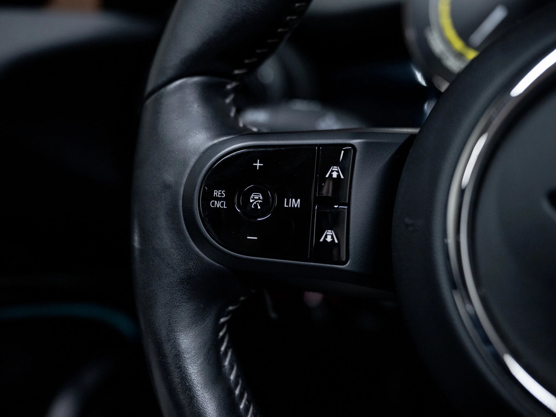 Hoofdafbeelding MINI Cabrio