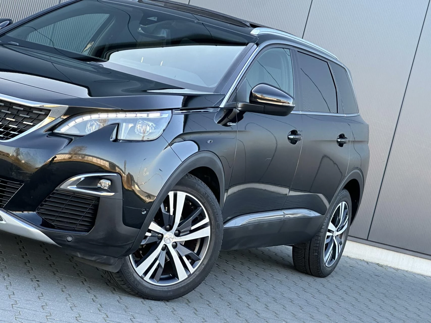 Hoofdafbeelding Peugeot 5008