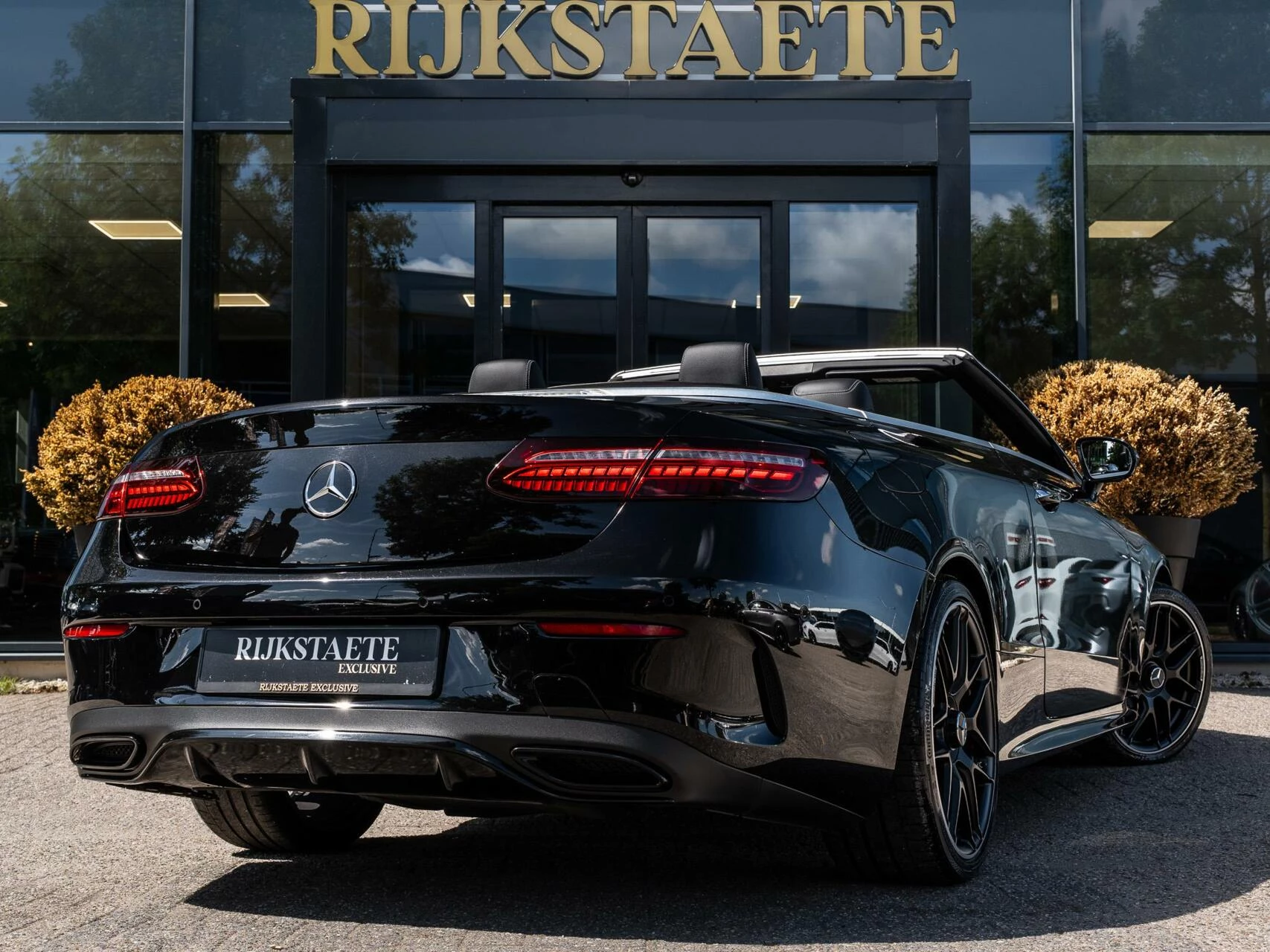 Hoofdafbeelding Mercedes-Benz E-Klasse