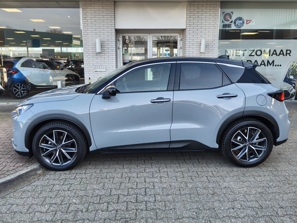 Hoofdafbeelding Lexus LBX