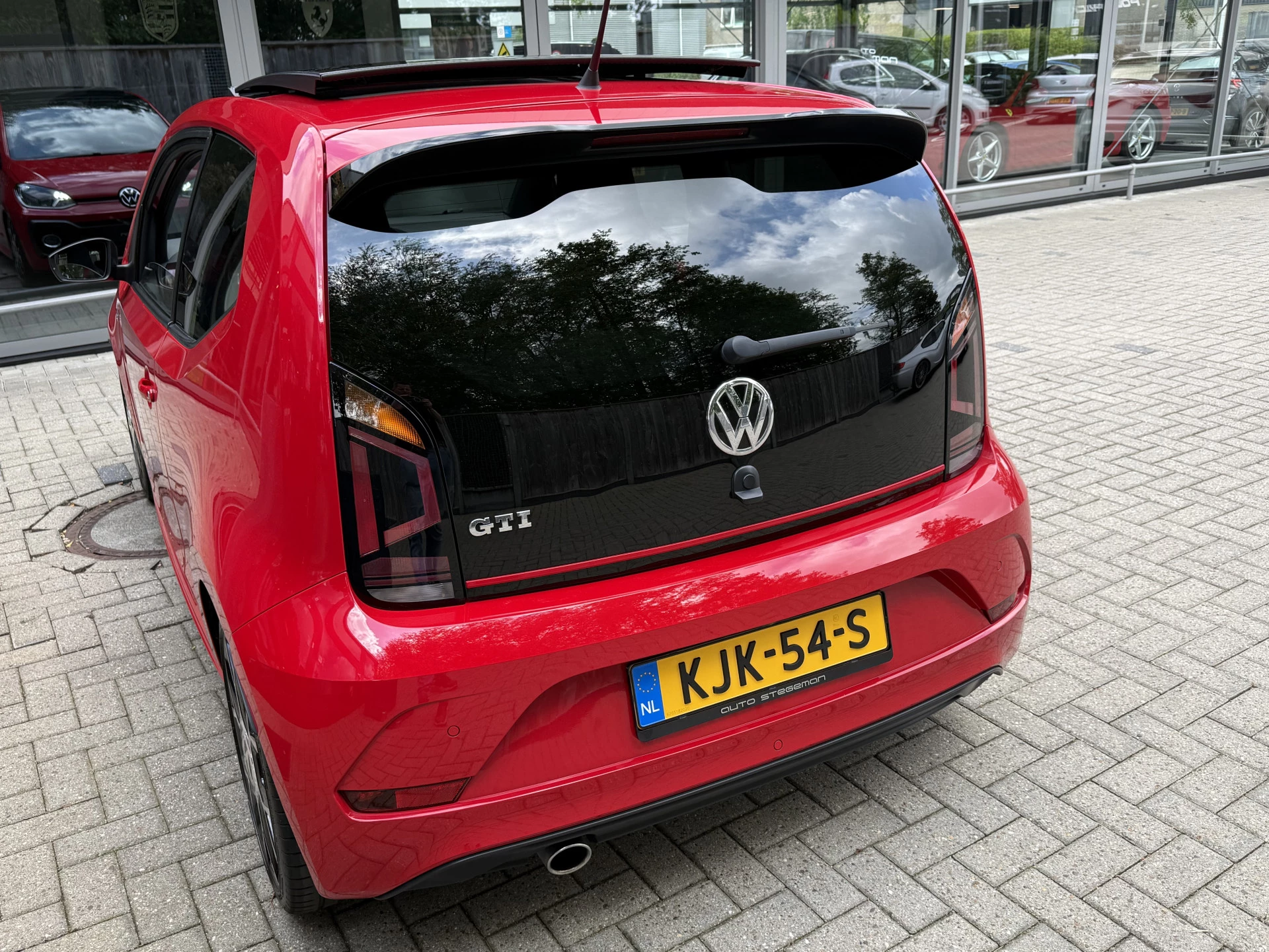 Hoofdafbeelding Volkswagen up!