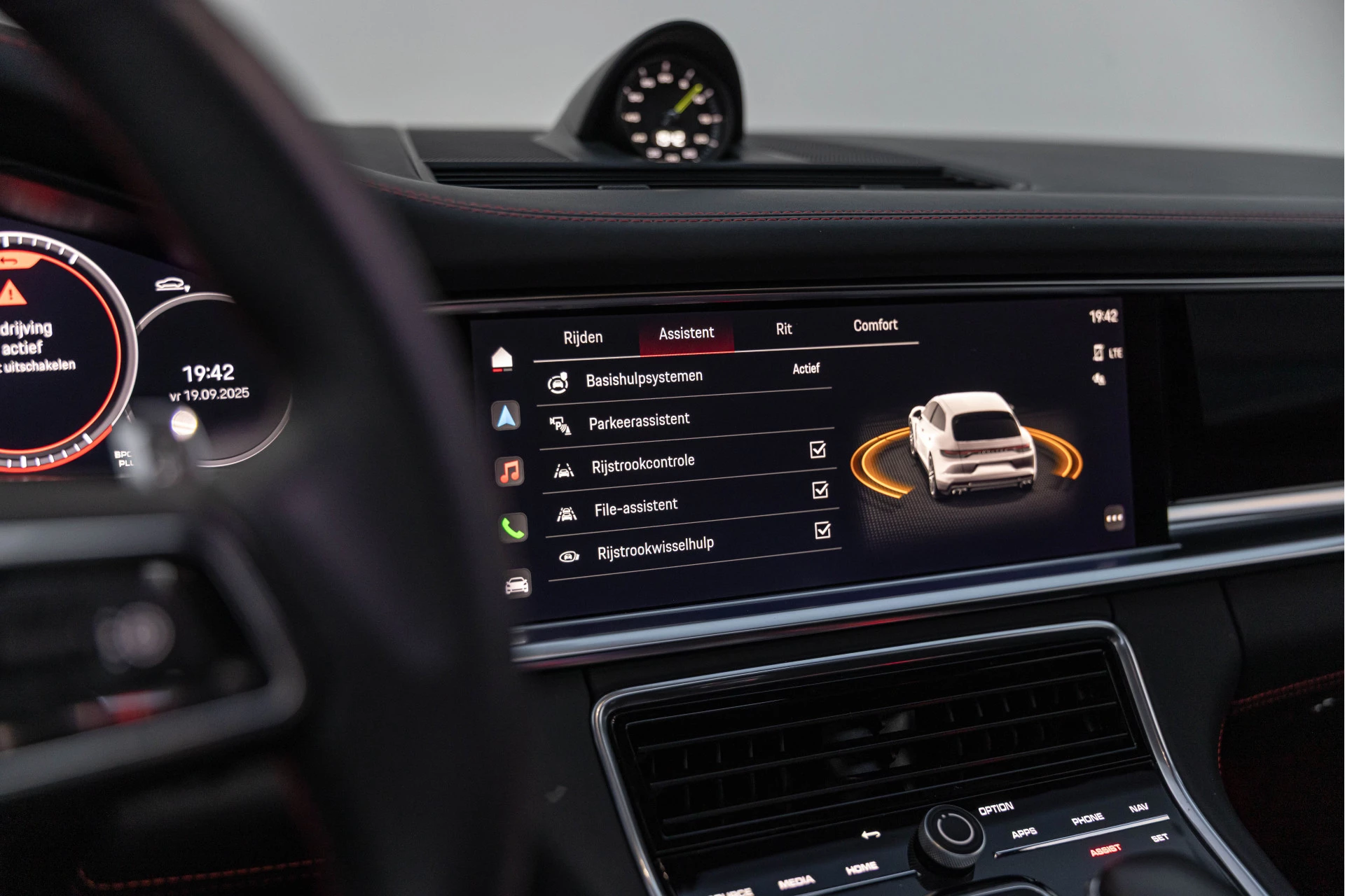Hoofdafbeelding Porsche Panamera