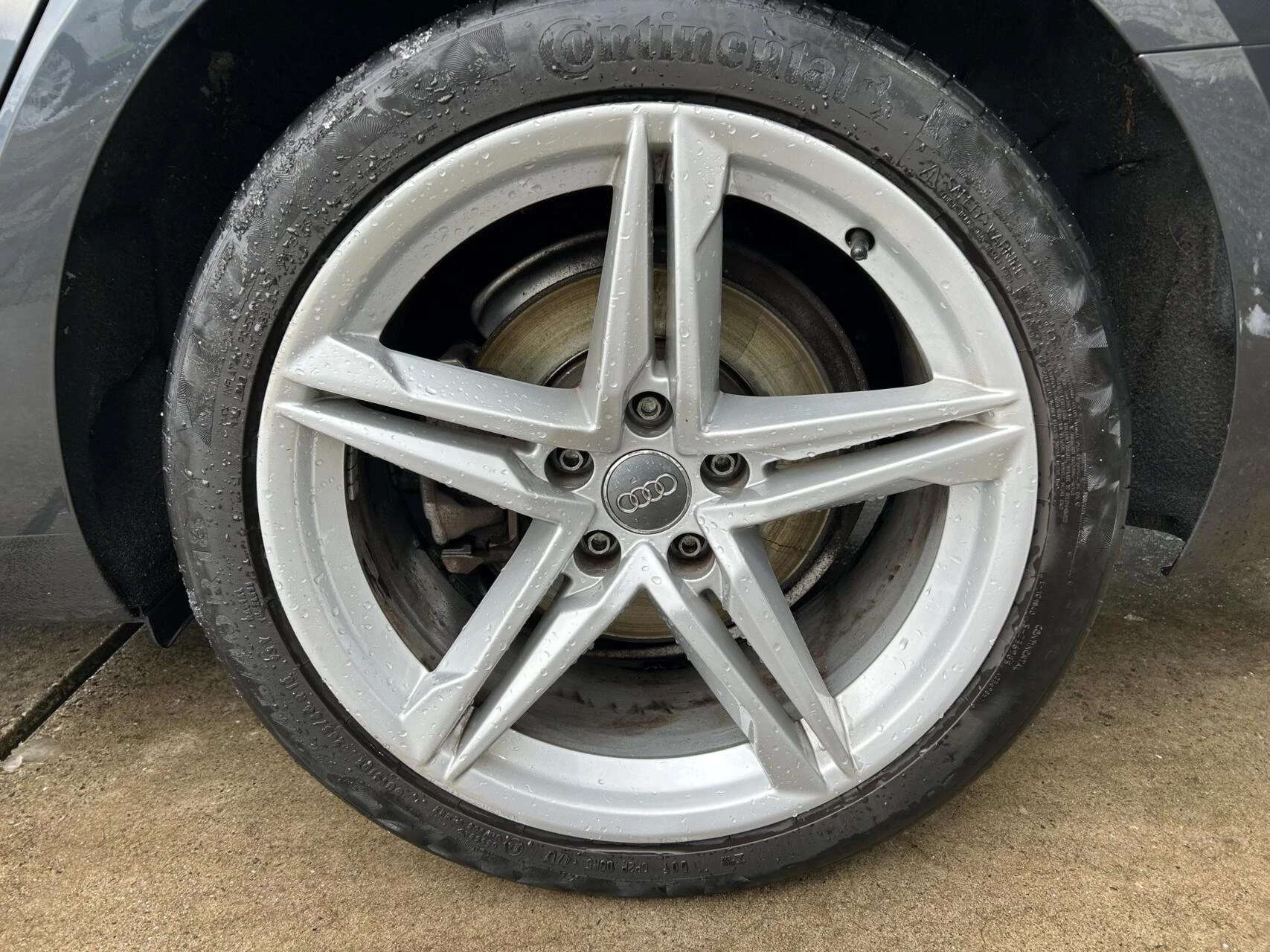 Hoofdafbeelding Audi A4