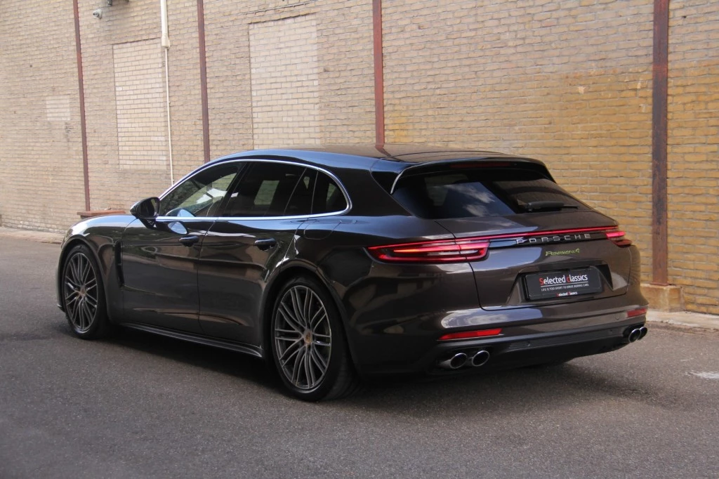 Hoofdafbeelding Porsche Panamera