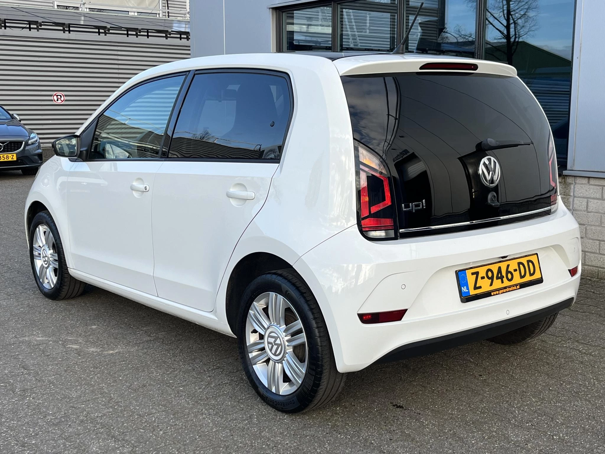 Hoofdafbeelding Volkswagen up!