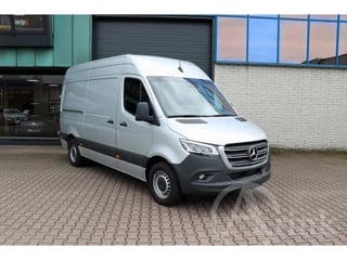 Mercedes-Benz Sprinter 317 CDI L2H2 BPM 360° vrij ALARM KL3 DISTRONIC MBUX10 LED 9G-TRONIC PDC 3.5T AHW COMPLEET