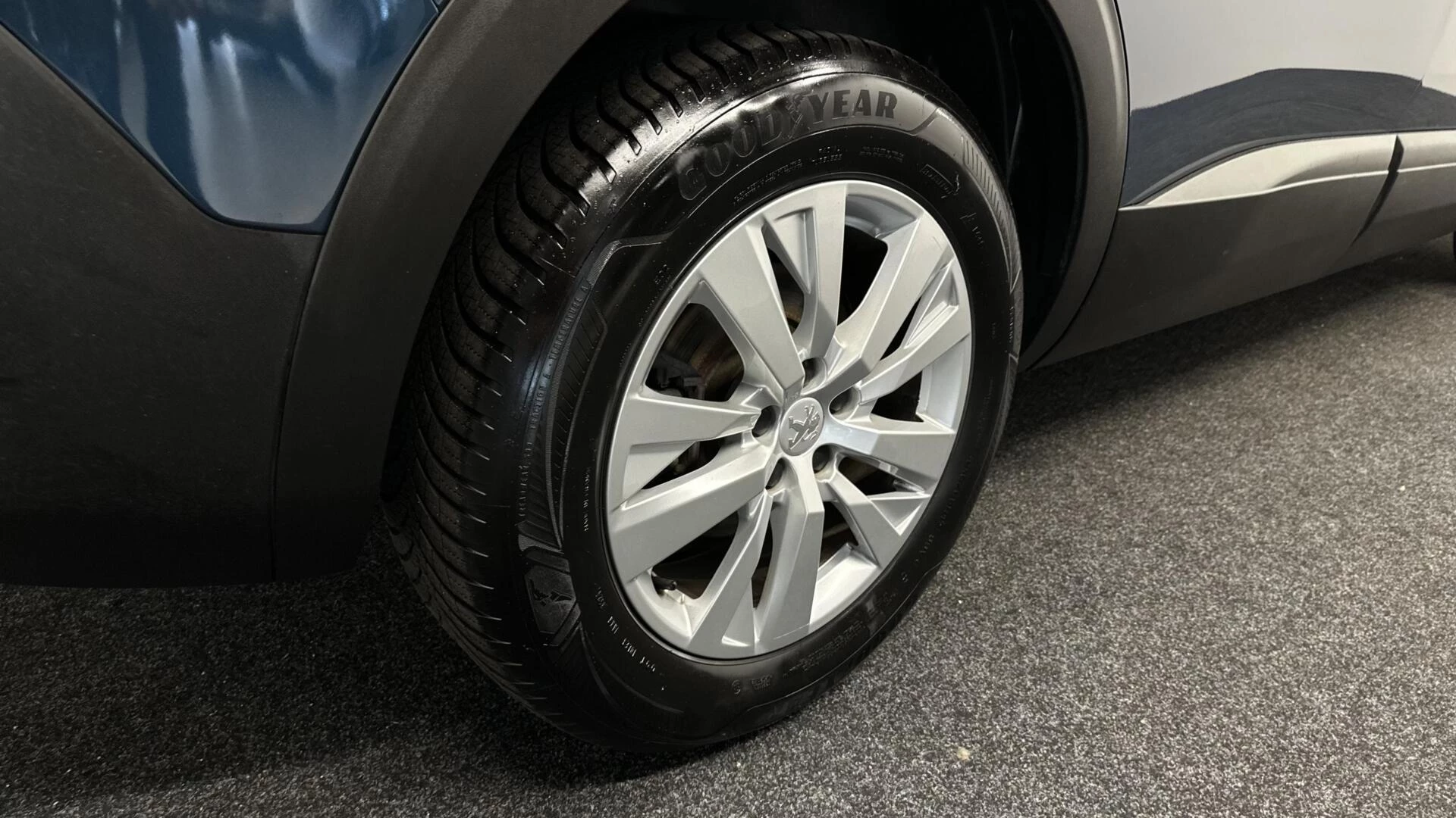 Hoofdafbeelding Peugeot 5008