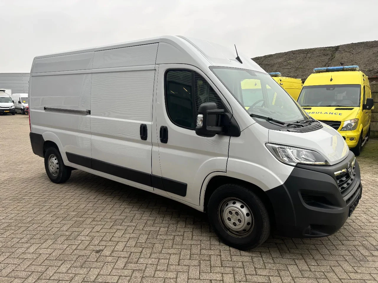 Hoofdafbeelding Opel Movano