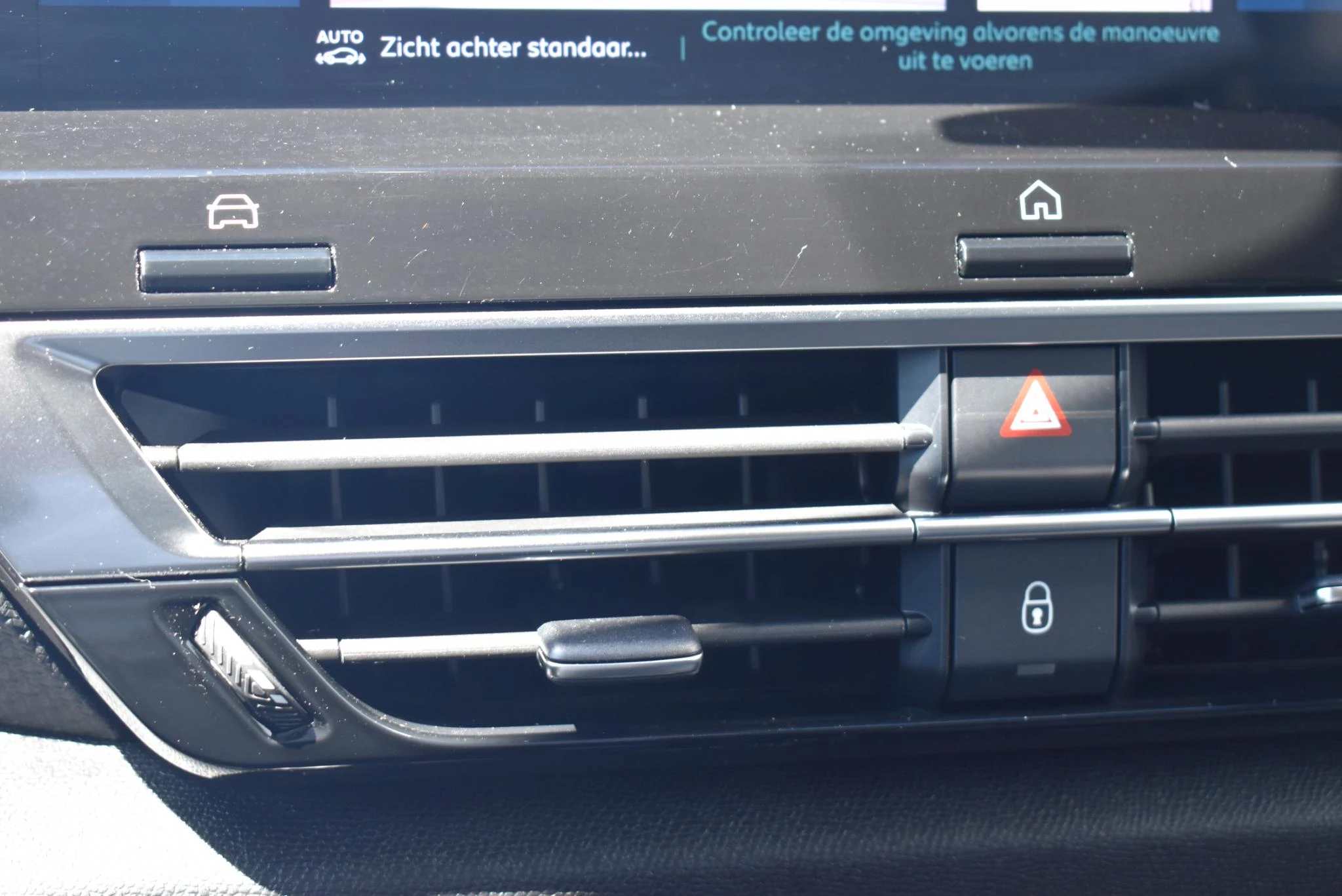 Hoofdafbeelding Citroën ë-C4
