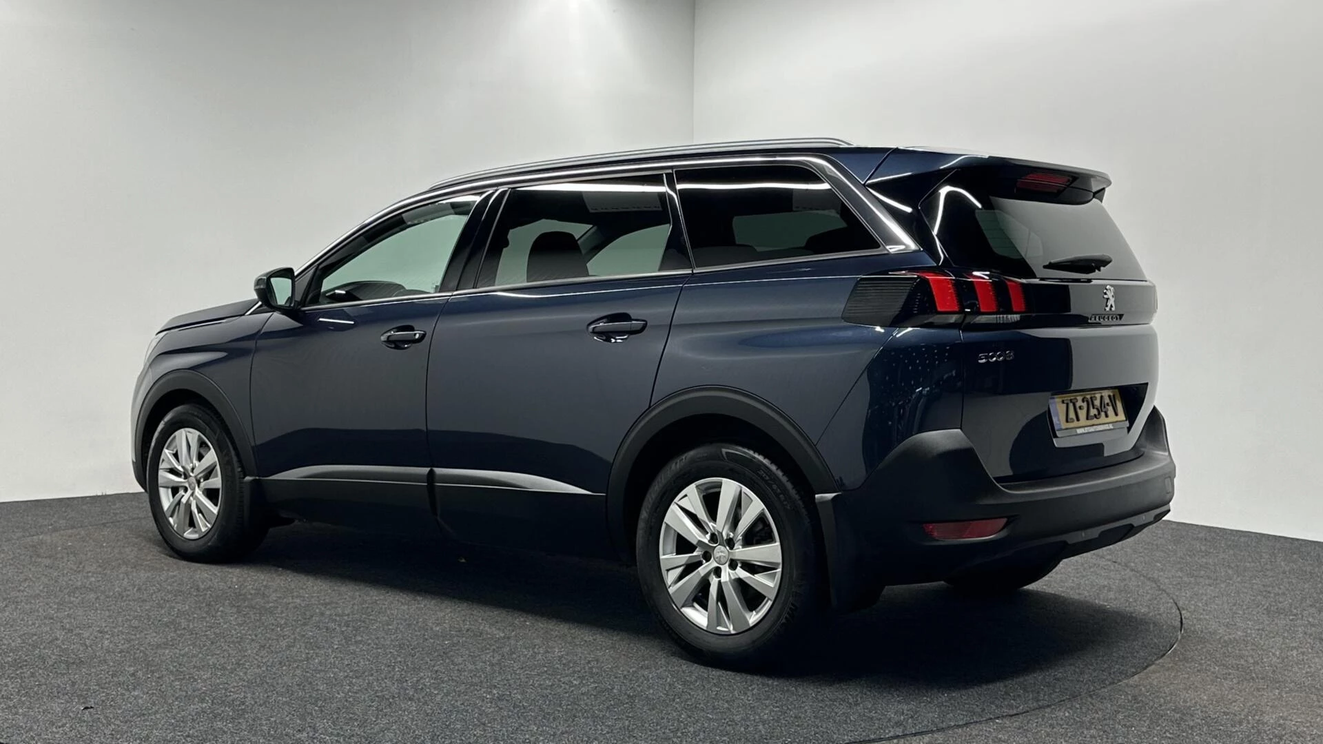 Hoofdafbeelding Peugeot 5008