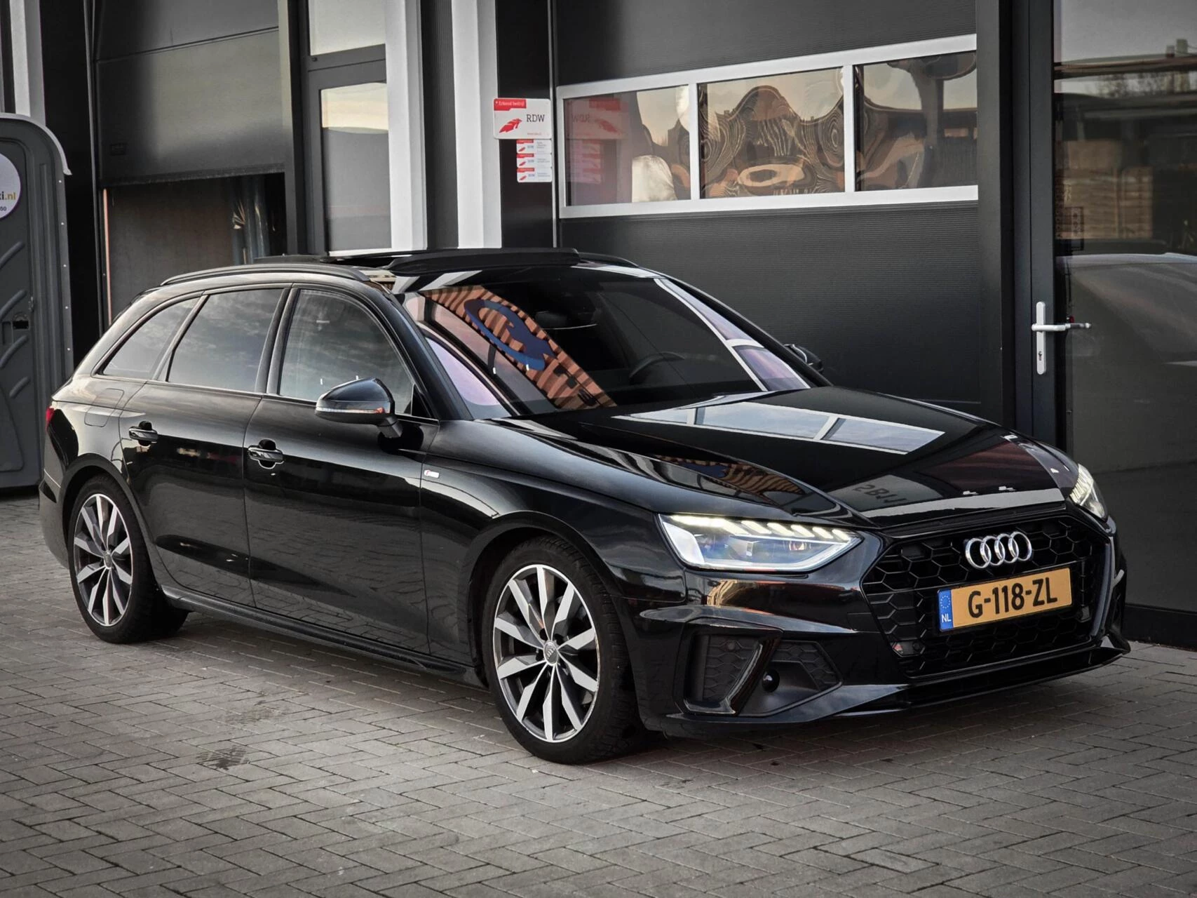 Hoofdafbeelding Audi A4