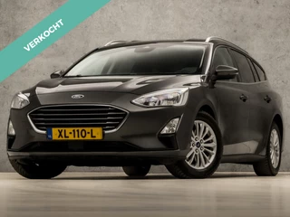 Ford Focus Wagon 1.0 EcoBoost Titanium Automaat (APPLE CARPLAY, GROOT NAVI, CLIMATE, TREKHAAK, GETINT GLAS, SPORTSTOELEN, PARKEERSENSOREN, KEYLESS, NIEUWE APK, NIEUWSTAAT)