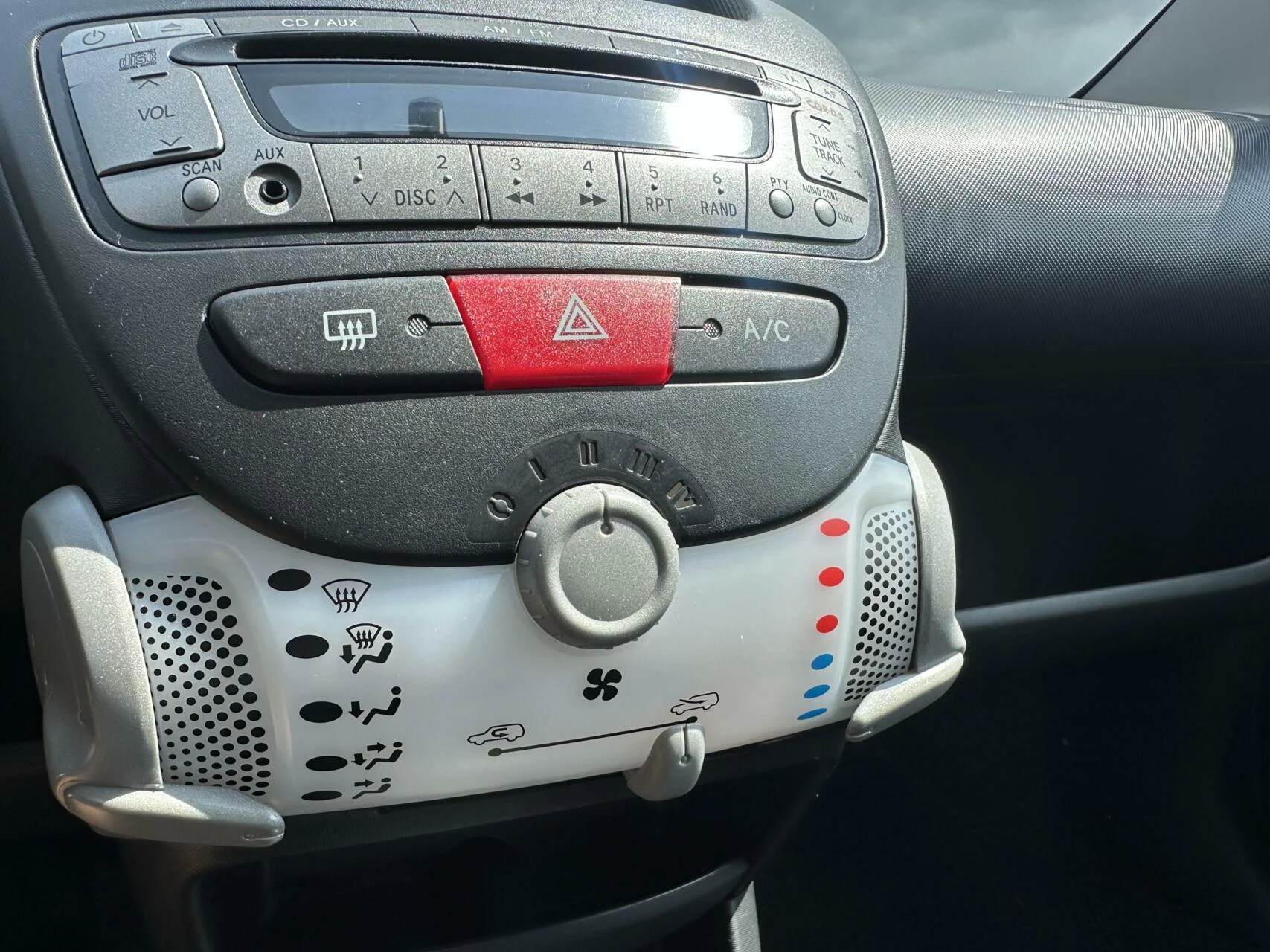Hoofdafbeelding Peugeot 107