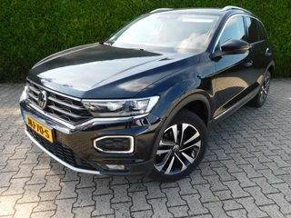 Volkswagen T-Roc 1.5 TSI/DSG Camera, LED, Acc, Pdc, Trekhaak