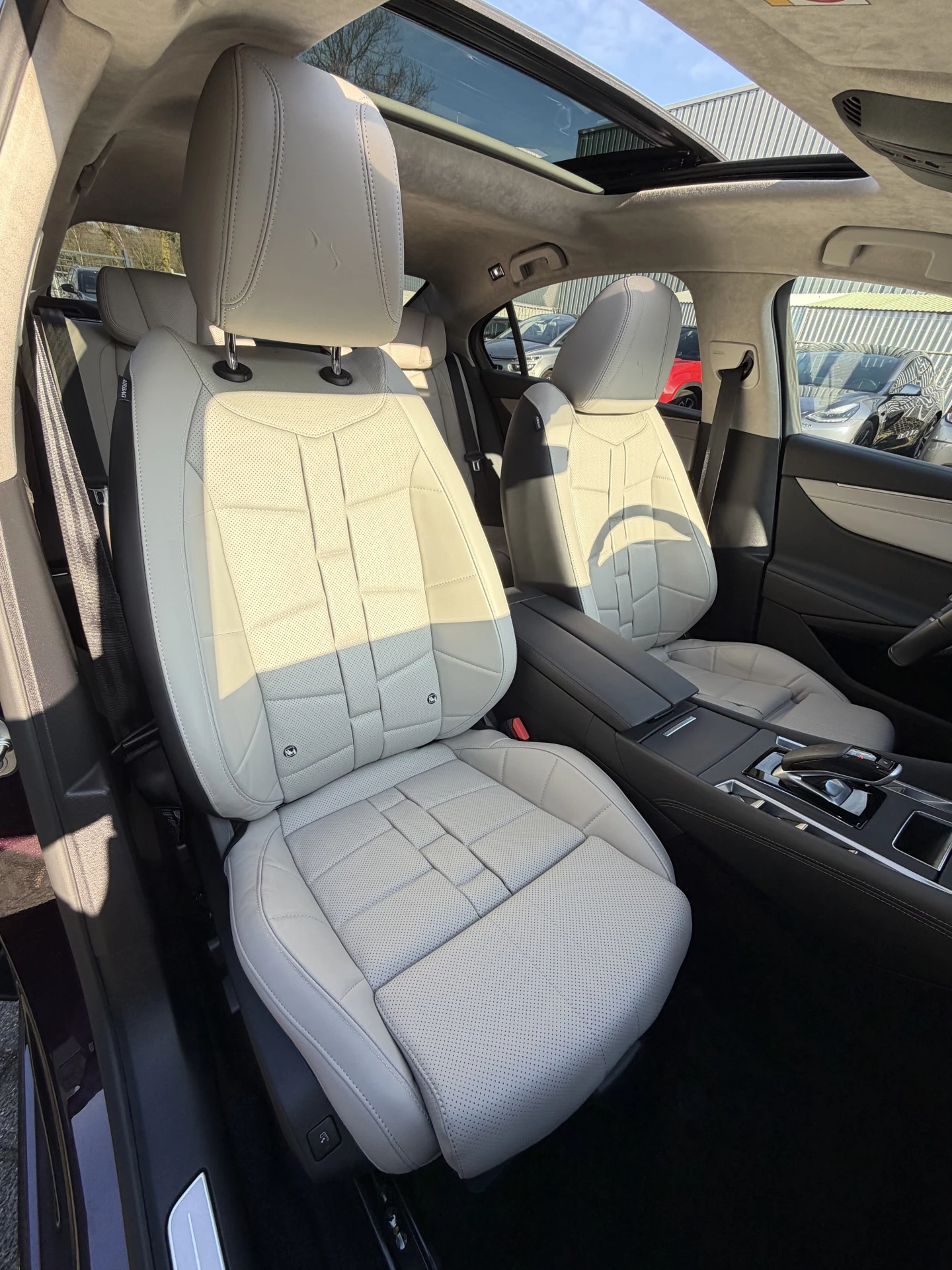 Hoofdafbeelding DS DS 9