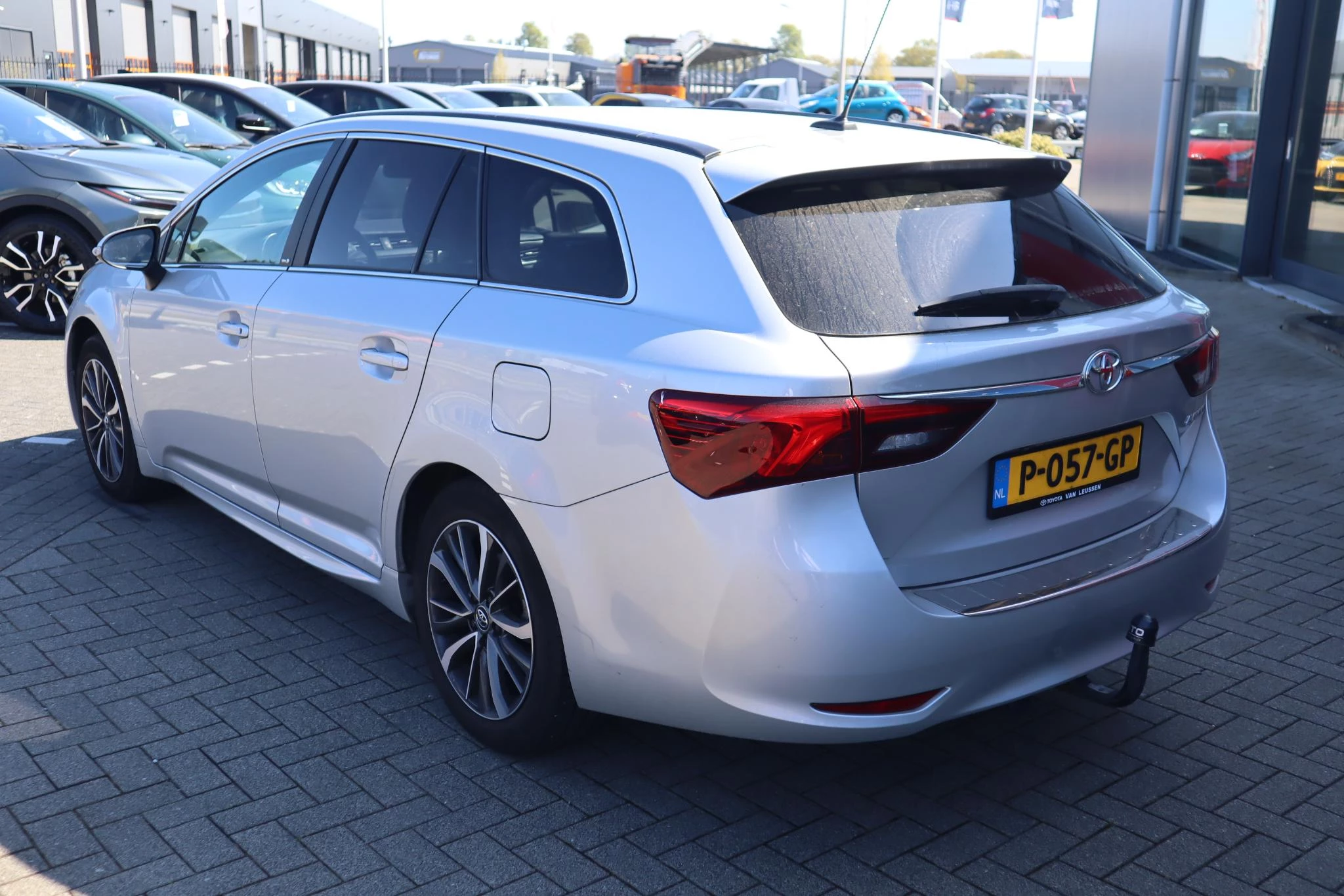 Hoofdafbeelding Toyota Avensis