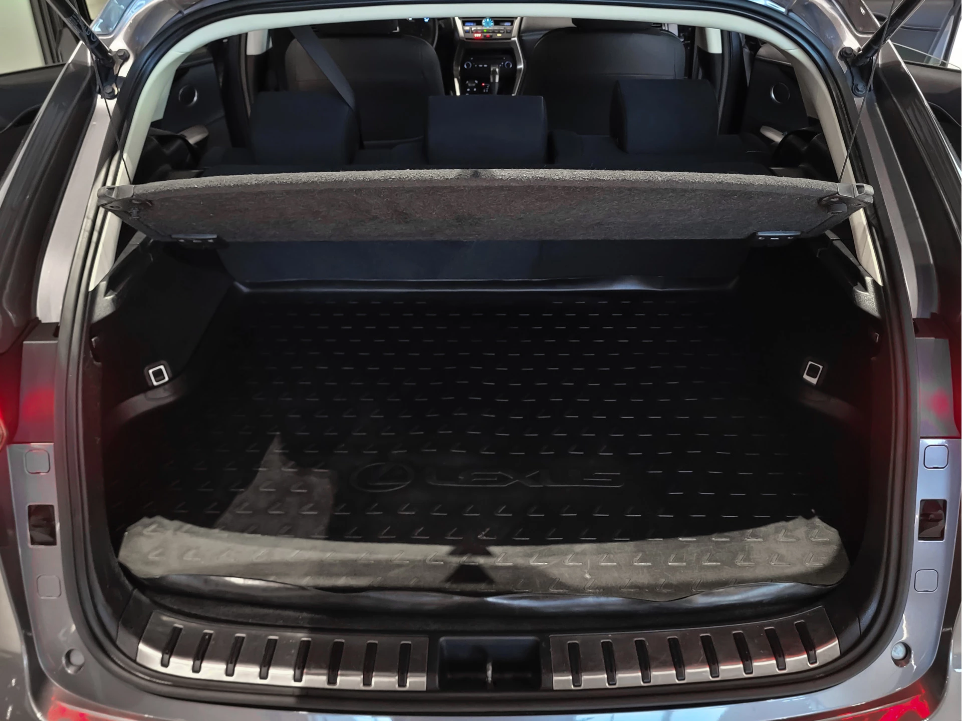 Hoofdafbeelding Lexus NX