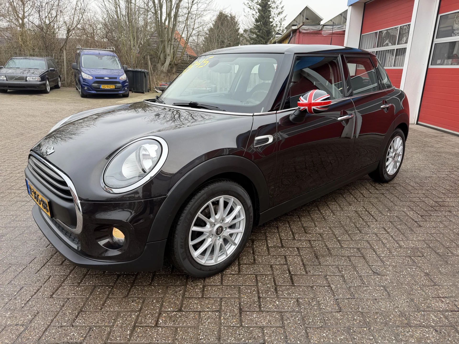 Hoofdafbeelding MINI One