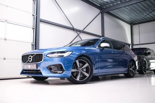 Volvo V90 2.0 T4 R-Design | Harman Kardon | Adaptive | Scandinavian line | Pilot Assist | Camera |HUD | Zonneschermen| Leder | Memory | Panoramadak | BTW auto | Rijklaarprijs |