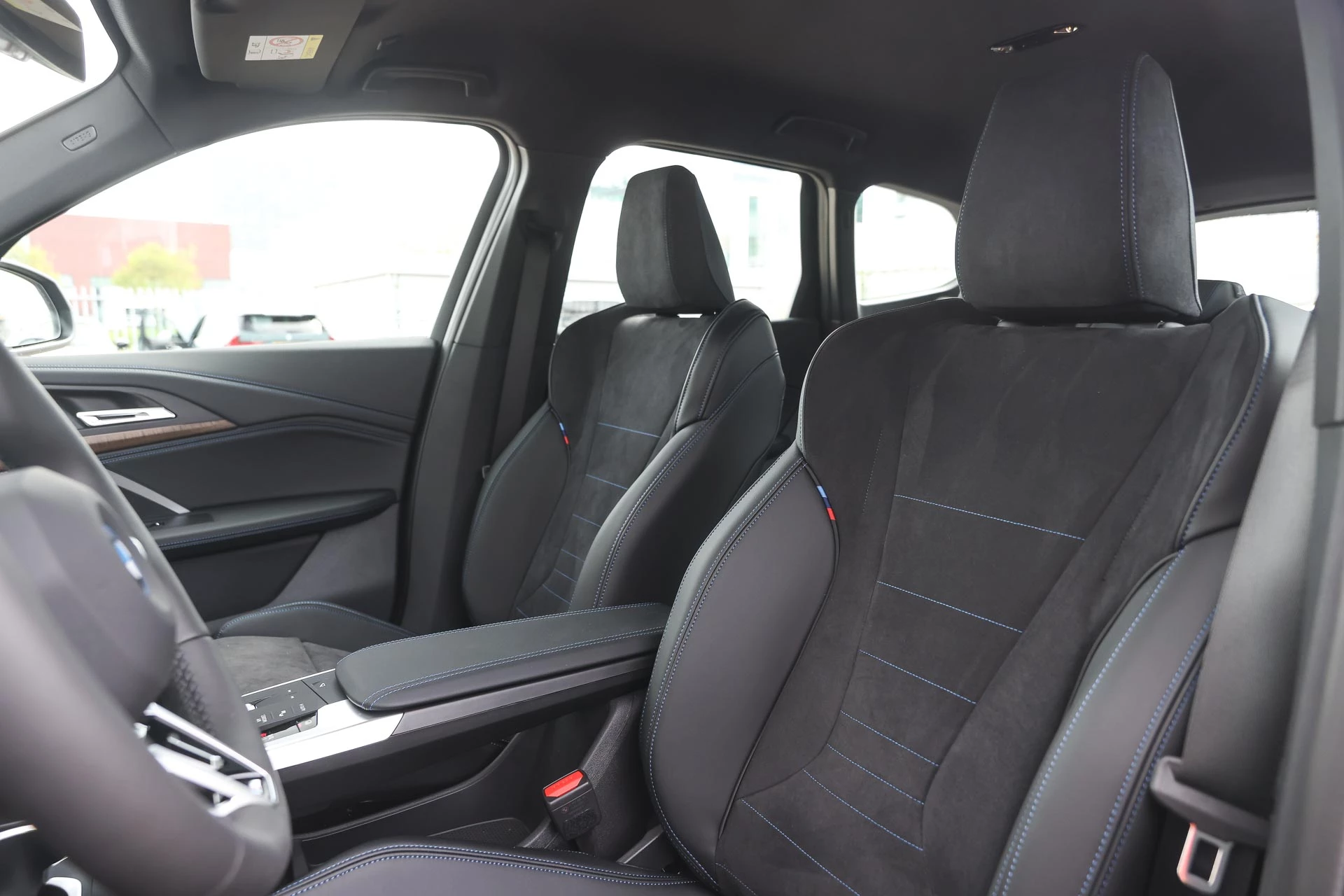 Hoofdafbeelding BMW iX1