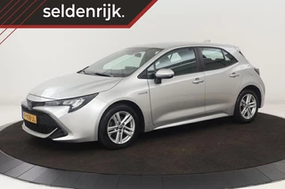 Hoofdafbeelding Toyota Corolla Toyota Corolla 1.8 Hybrid Business | Carplay | Camera |  Adaptive cruise | Full LED | DAB | Climate control | Bluetooth