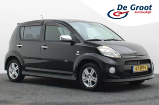 Hoofdafbeelding Daihatsu Sirion Daihatsu Sirion 2 1.3-16V Sport Airco, Elektr. Pakket, LM Velgen