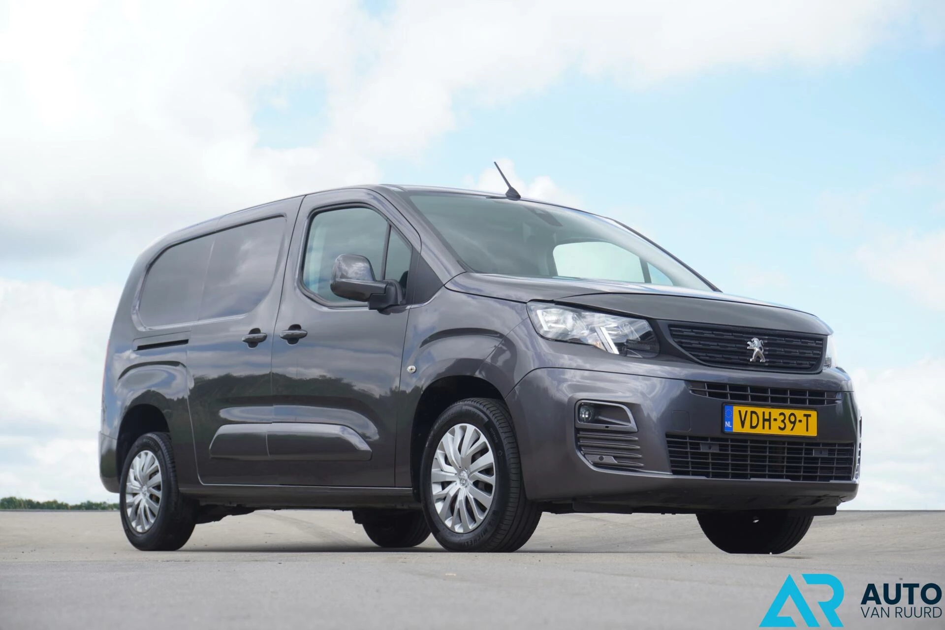 Hoofdafbeelding Peugeot Partner