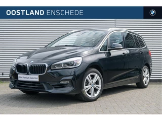 Hoofdafbeelding BMW 2 Serie BMW 2 Serie Gran Tourer 218i 7p. High Executive Sport Line Automaat / Trekhaak / Achteruitrijcamera / Sportstoelen / Head-Up / LED / Parking Assistent / Stoelverwarming
