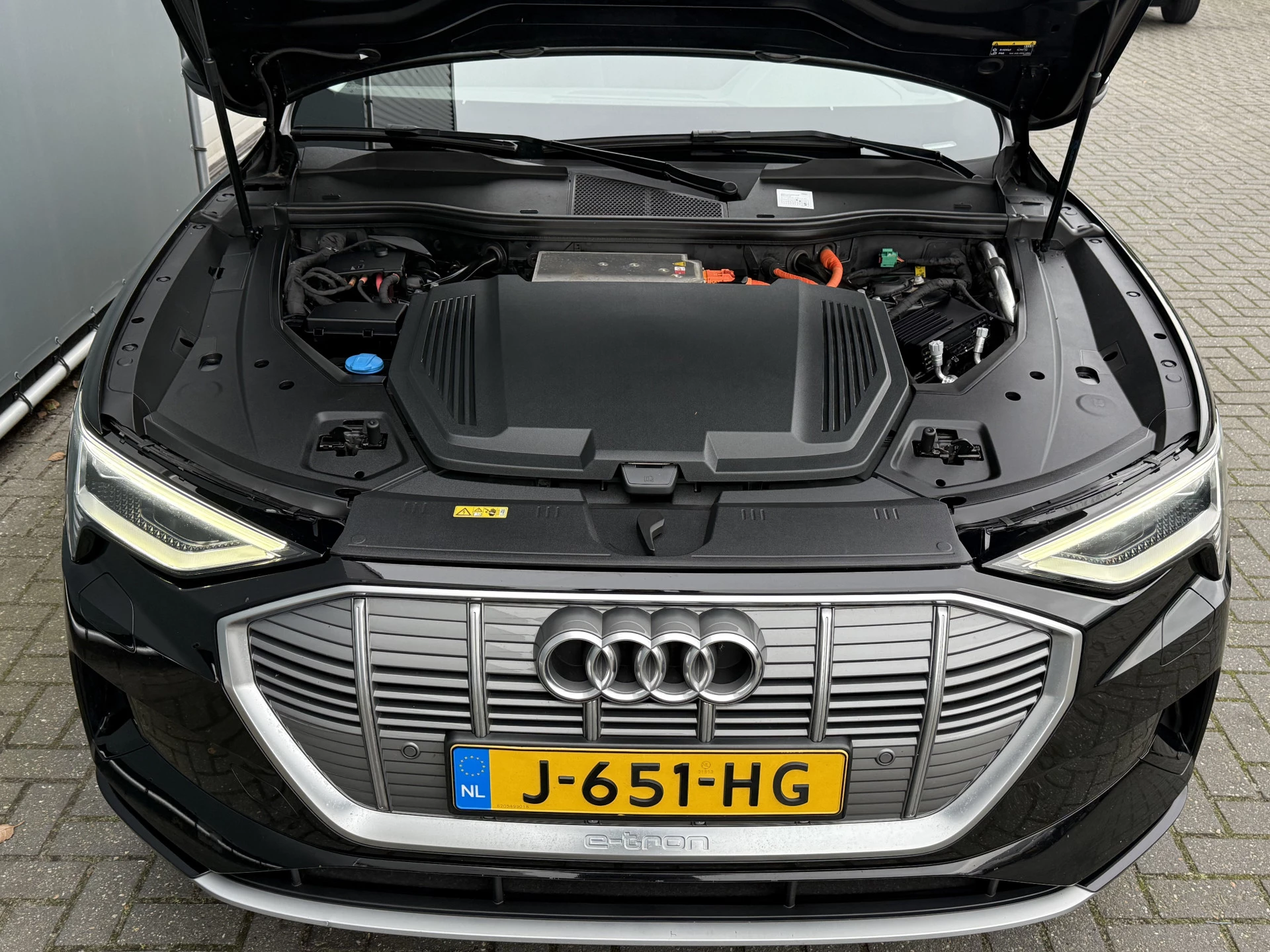 Hoofdafbeelding Audi e-tron