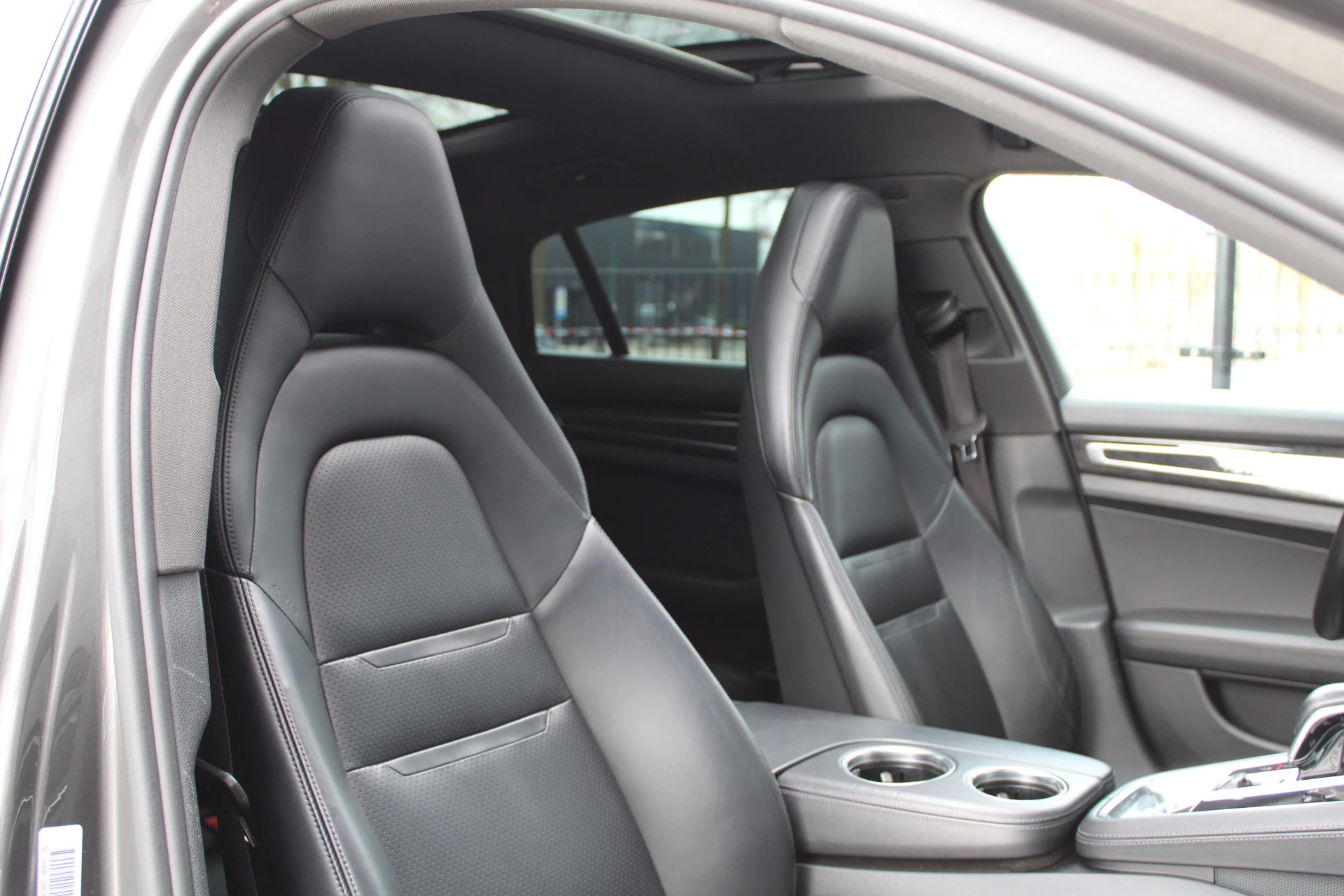 Hoofdafbeelding Porsche Panamera