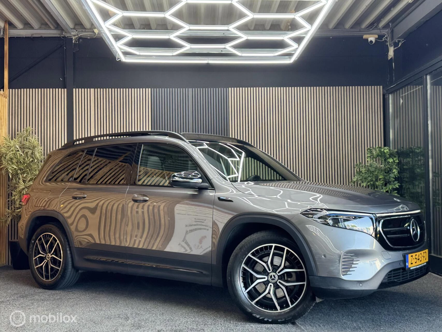 Hoofdafbeelding Mercedes-Benz EQB
