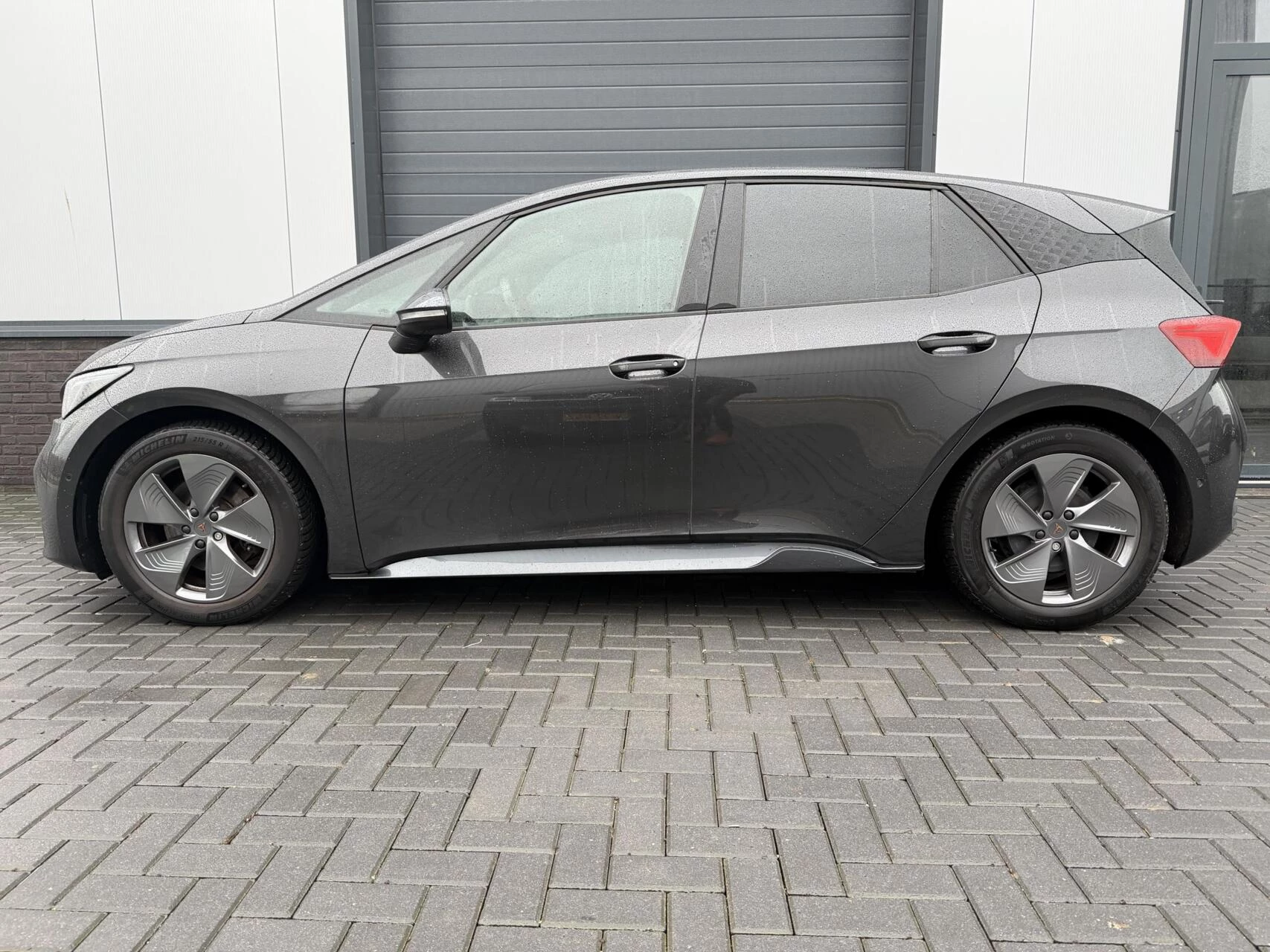 Hoofdafbeelding CUPRA Born