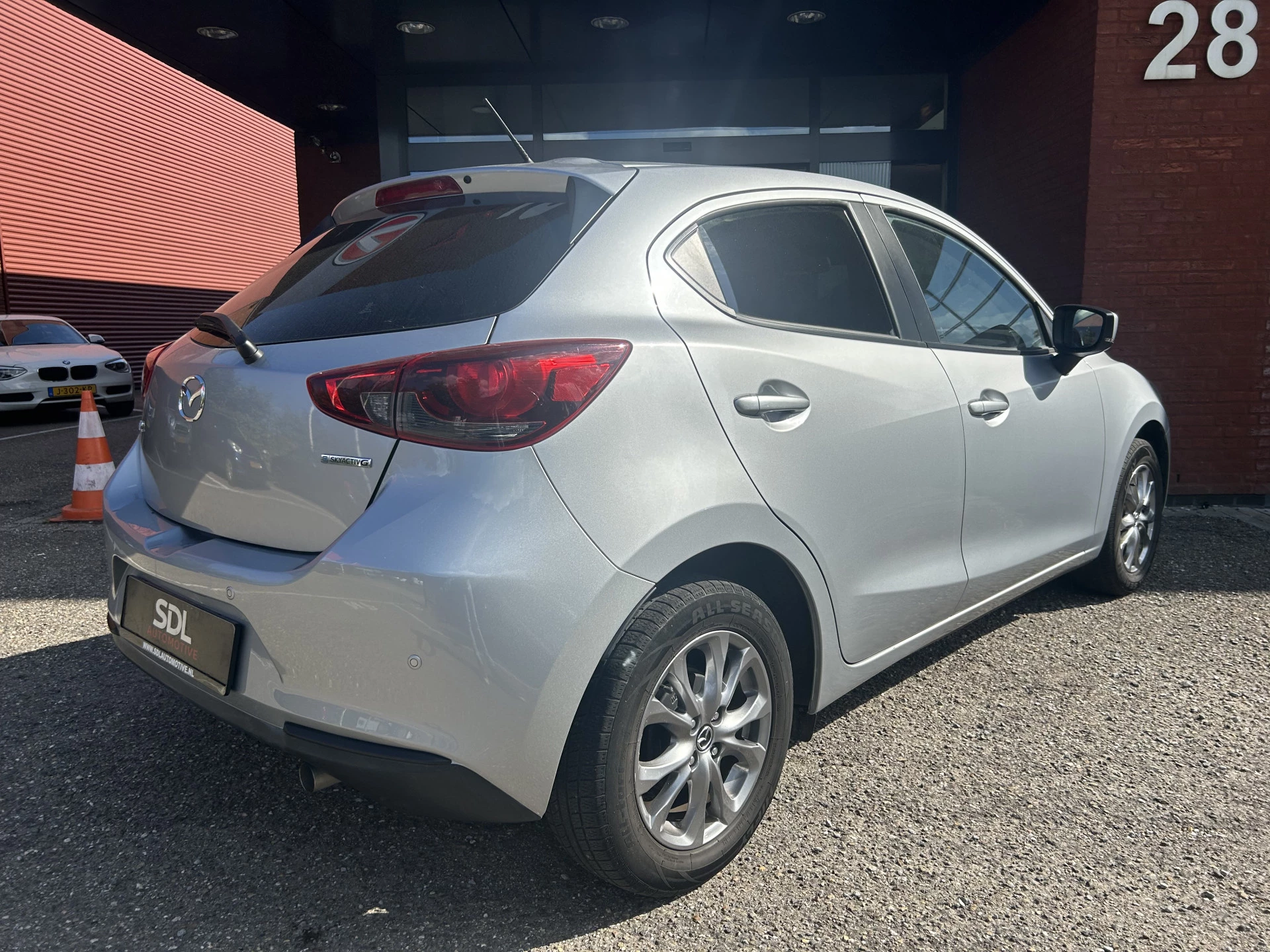 Hoofdafbeelding Mazda 2