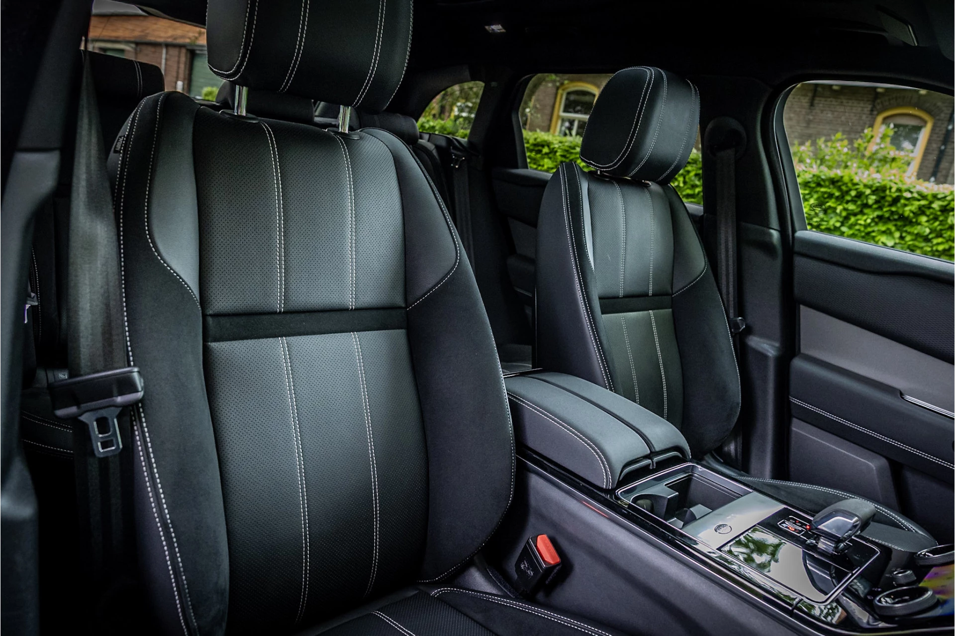 Hoofdafbeelding Land Rover Range Rover Velar