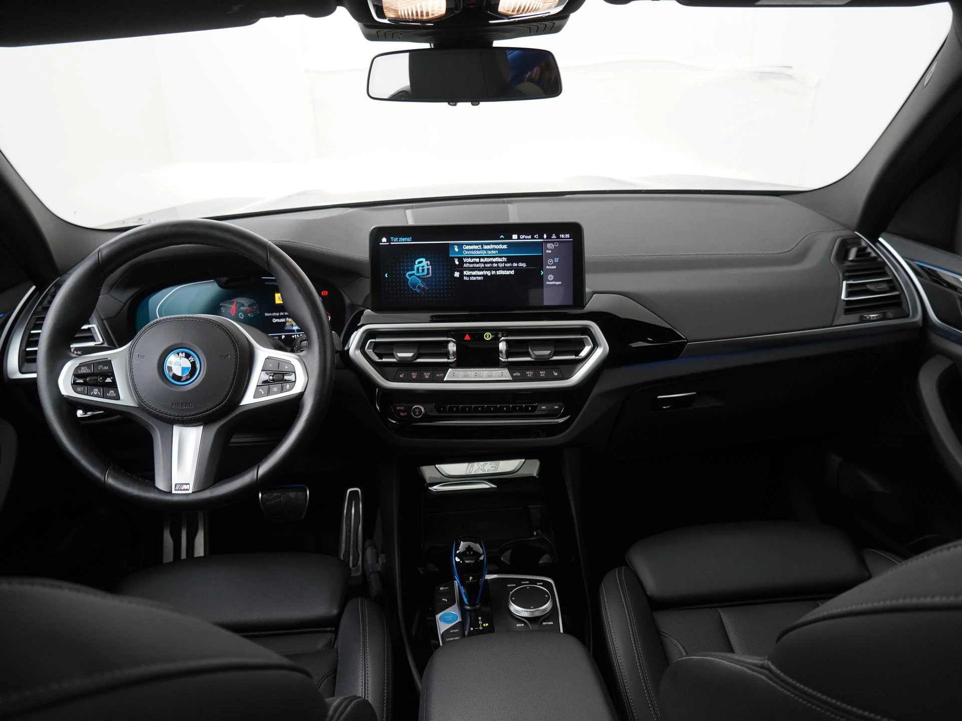 Hoofdafbeelding BMW iX3