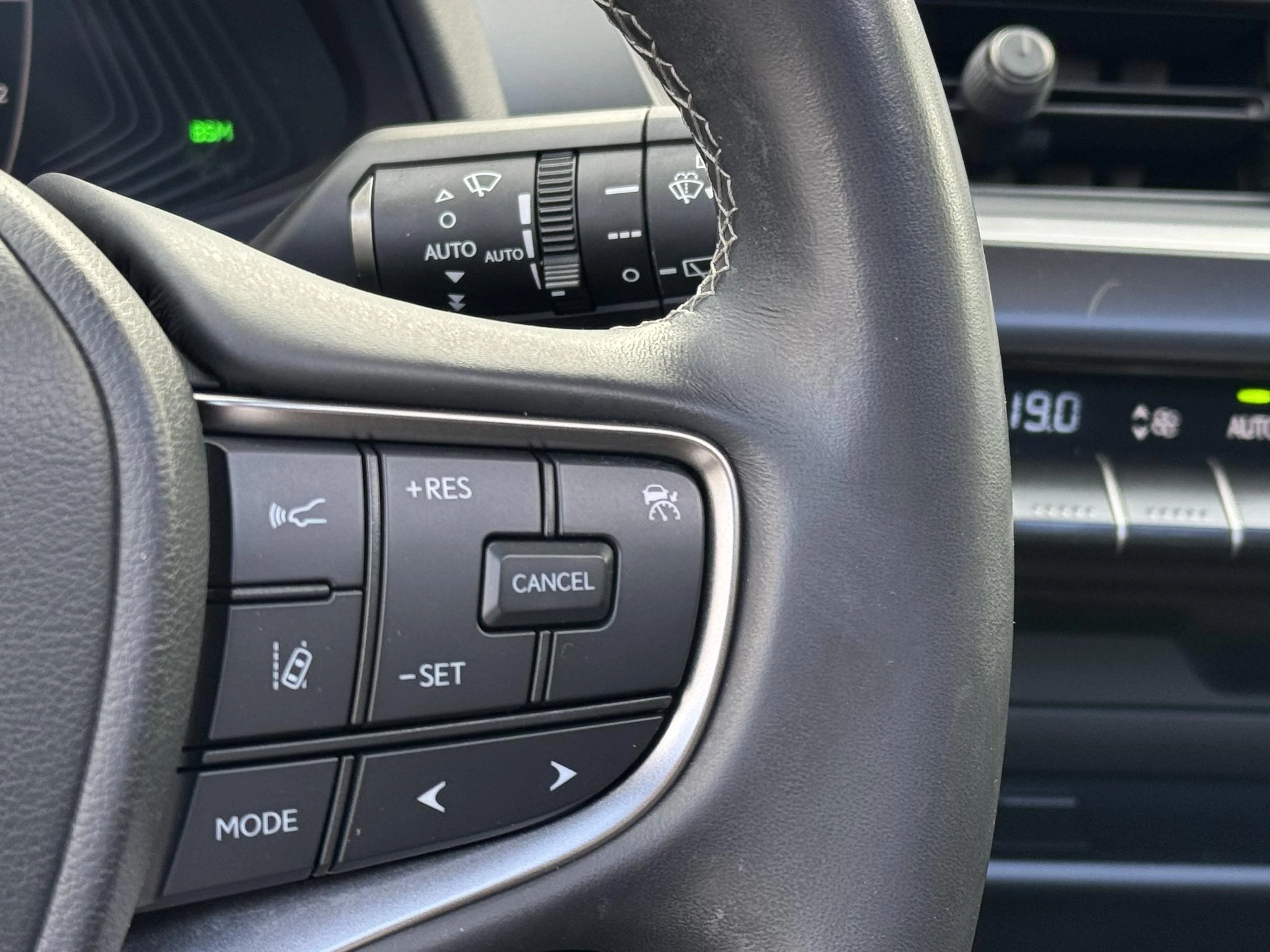 Hoofdafbeelding Lexus UX