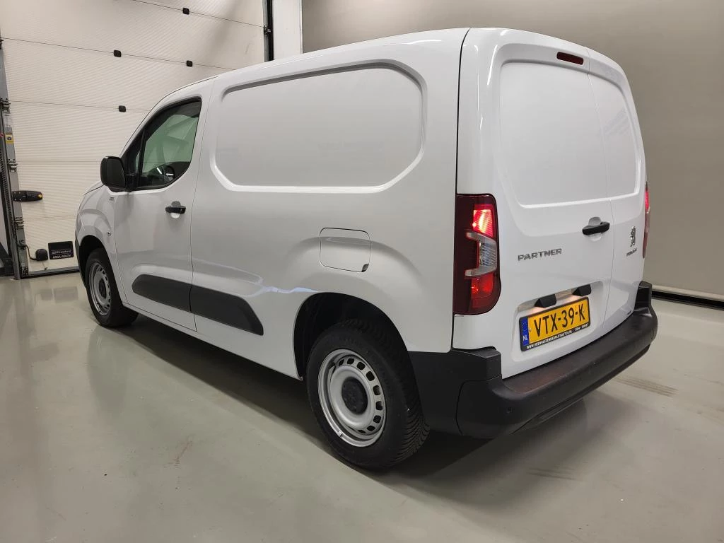 Hoofdafbeelding Peugeot Partner