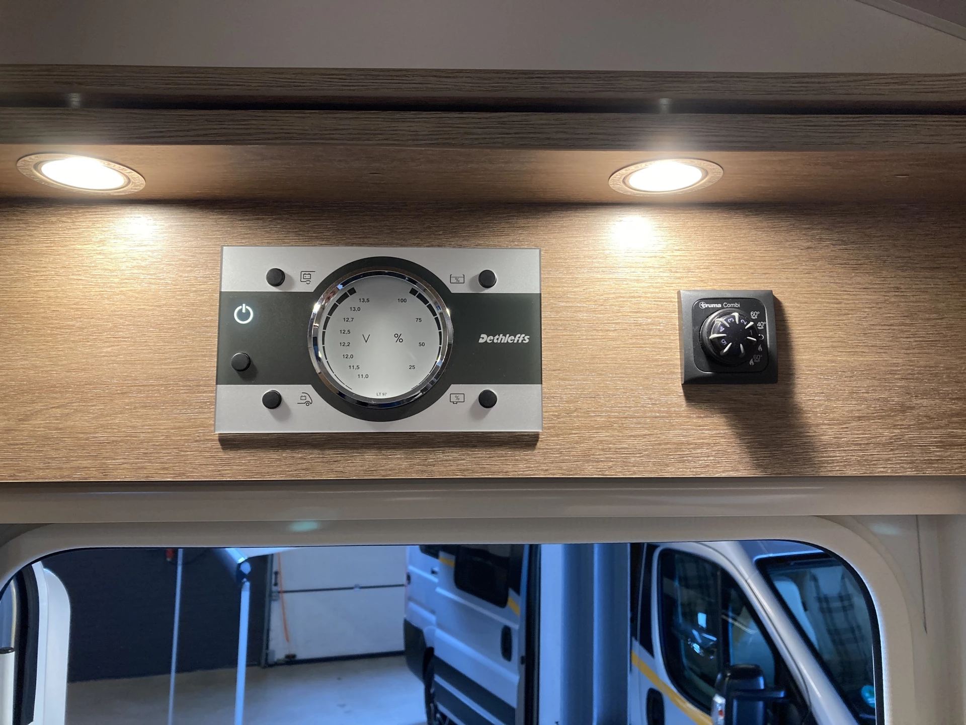 Hoofdafbeelding Dethleffs Trend A 6977 Alkoof | 6 Persoons | 150 PK | 2019 | Luxe en Bomvol