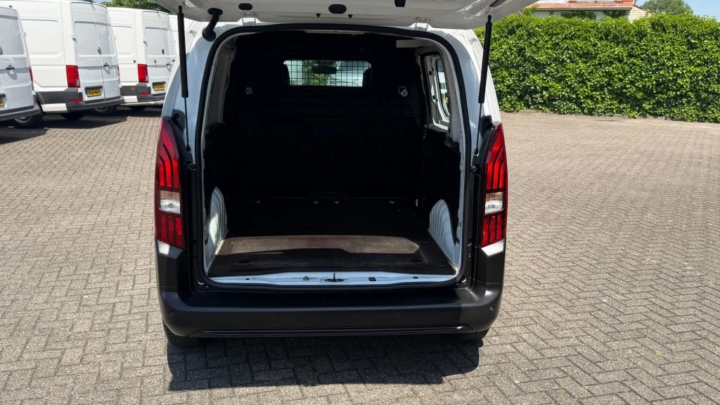 Hoofdafbeelding Peugeot Partner