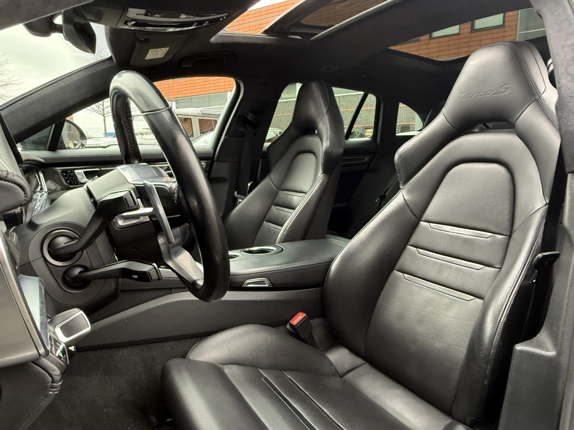 Hoofdafbeelding Porsche Panamera