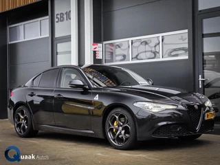 Alfa Romeo Giulia 2.0T Super | ADAPTIVE | LEDER | KEYLESS | DNA | 19" VELGEN