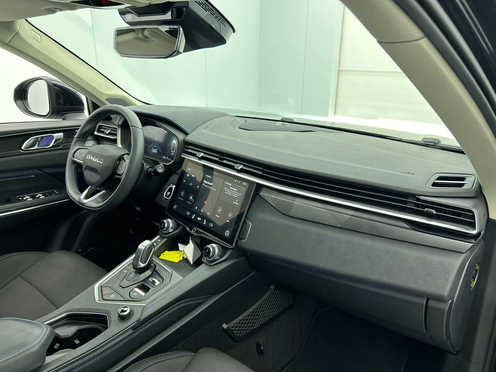 Hoofdafbeelding Lynk & Co 01