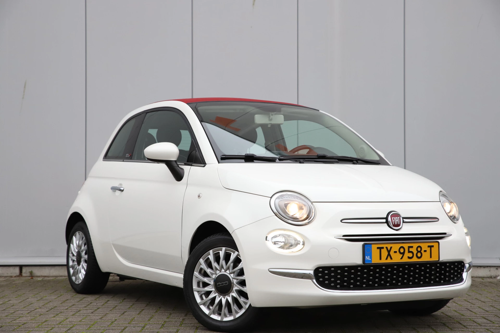 Hoofdafbeelding Fiat 500C