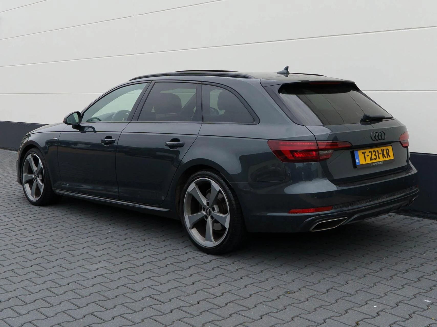 Hoofdafbeelding Audi A4