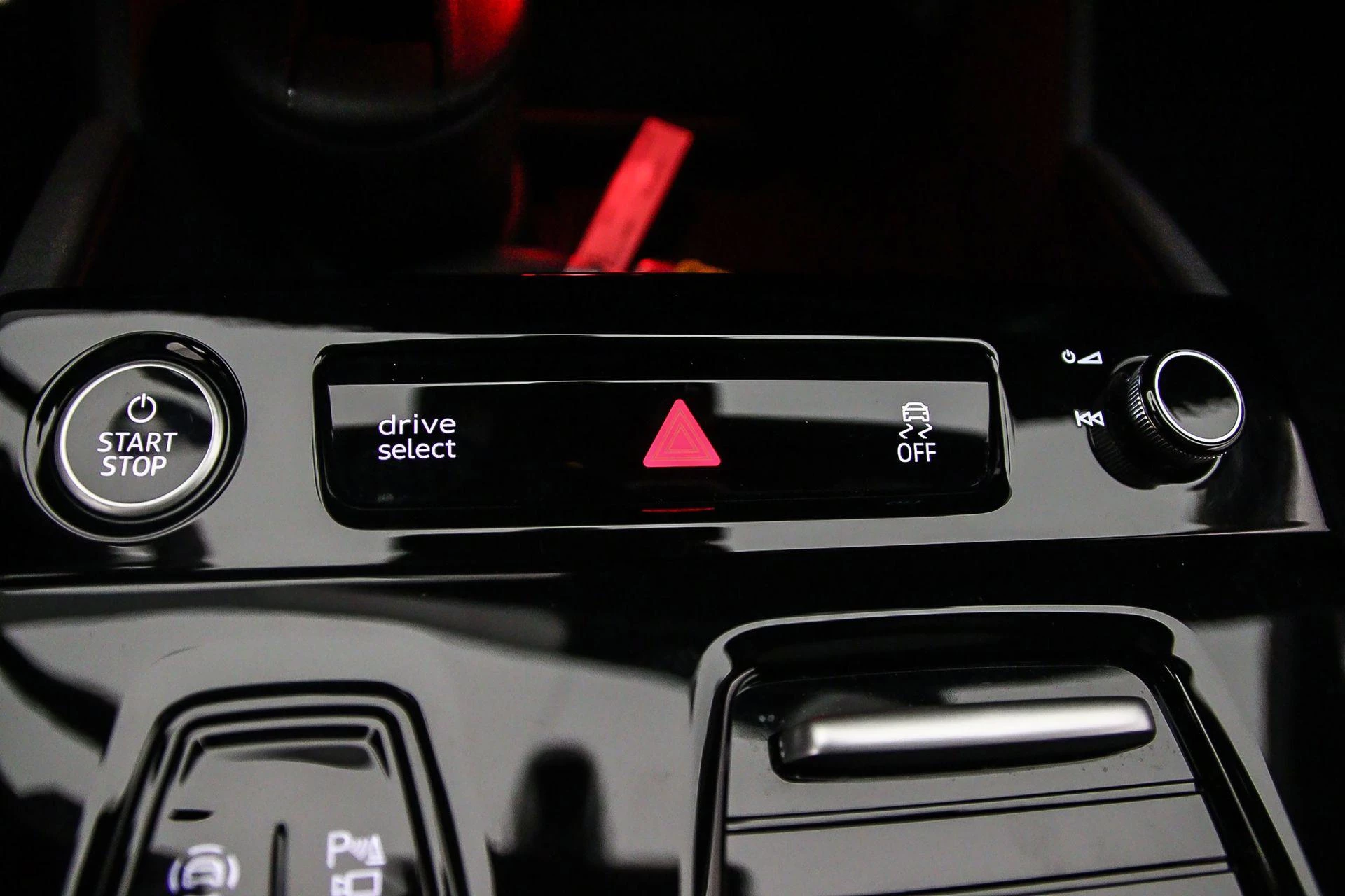 Hoofdafbeelding Audi A6 Avant e-tron