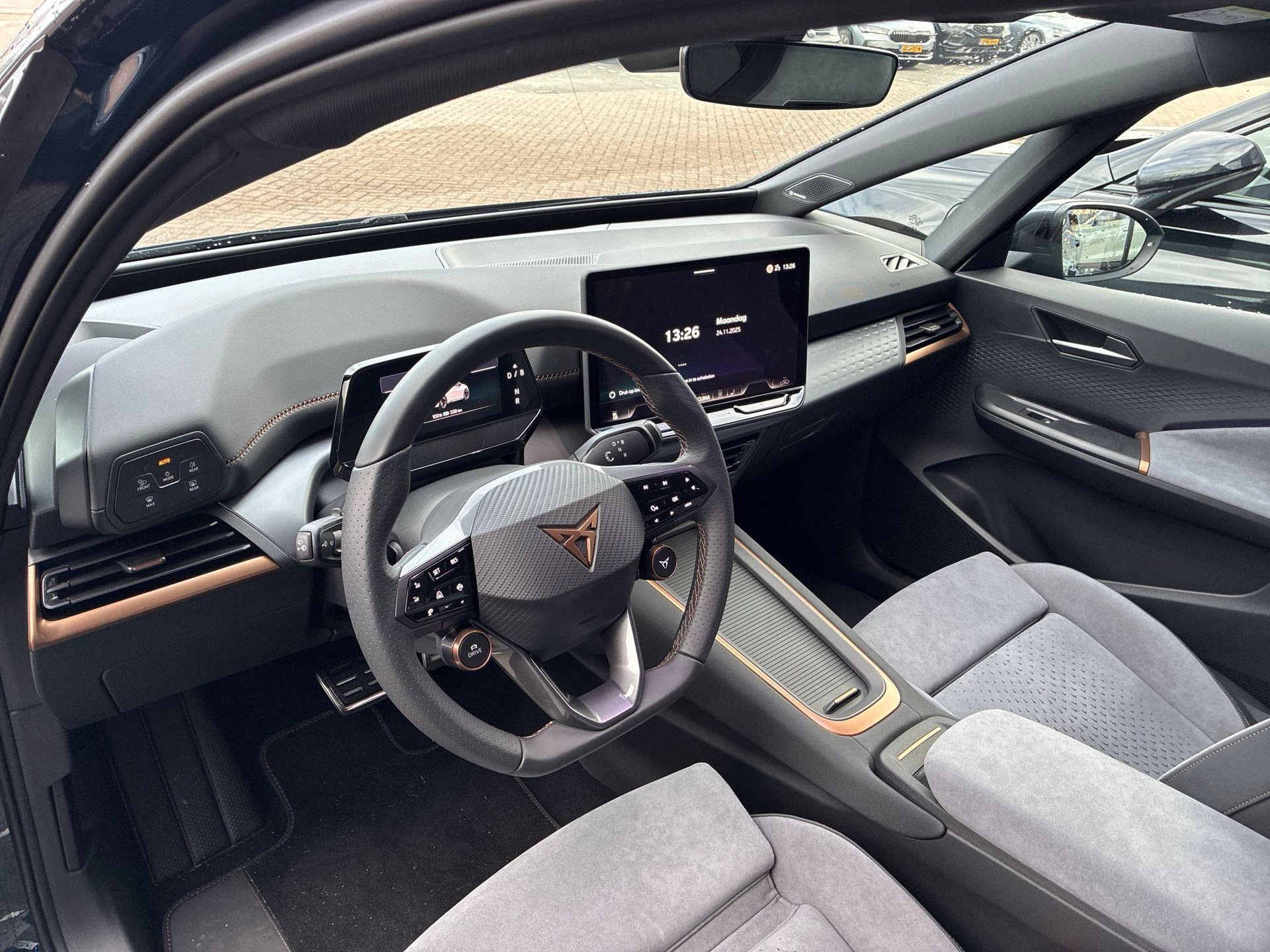 Hoofdafbeelding CUPRA Born