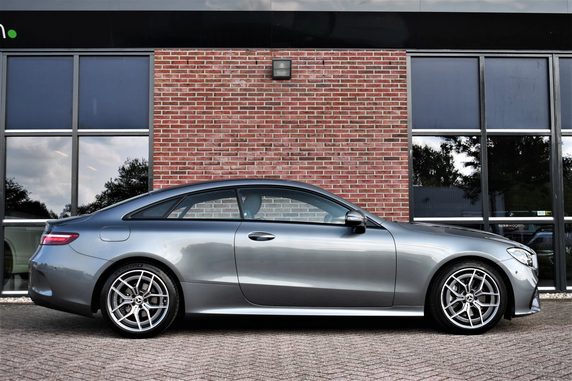 Hoofdafbeelding Mercedes-Benz E-Klasse