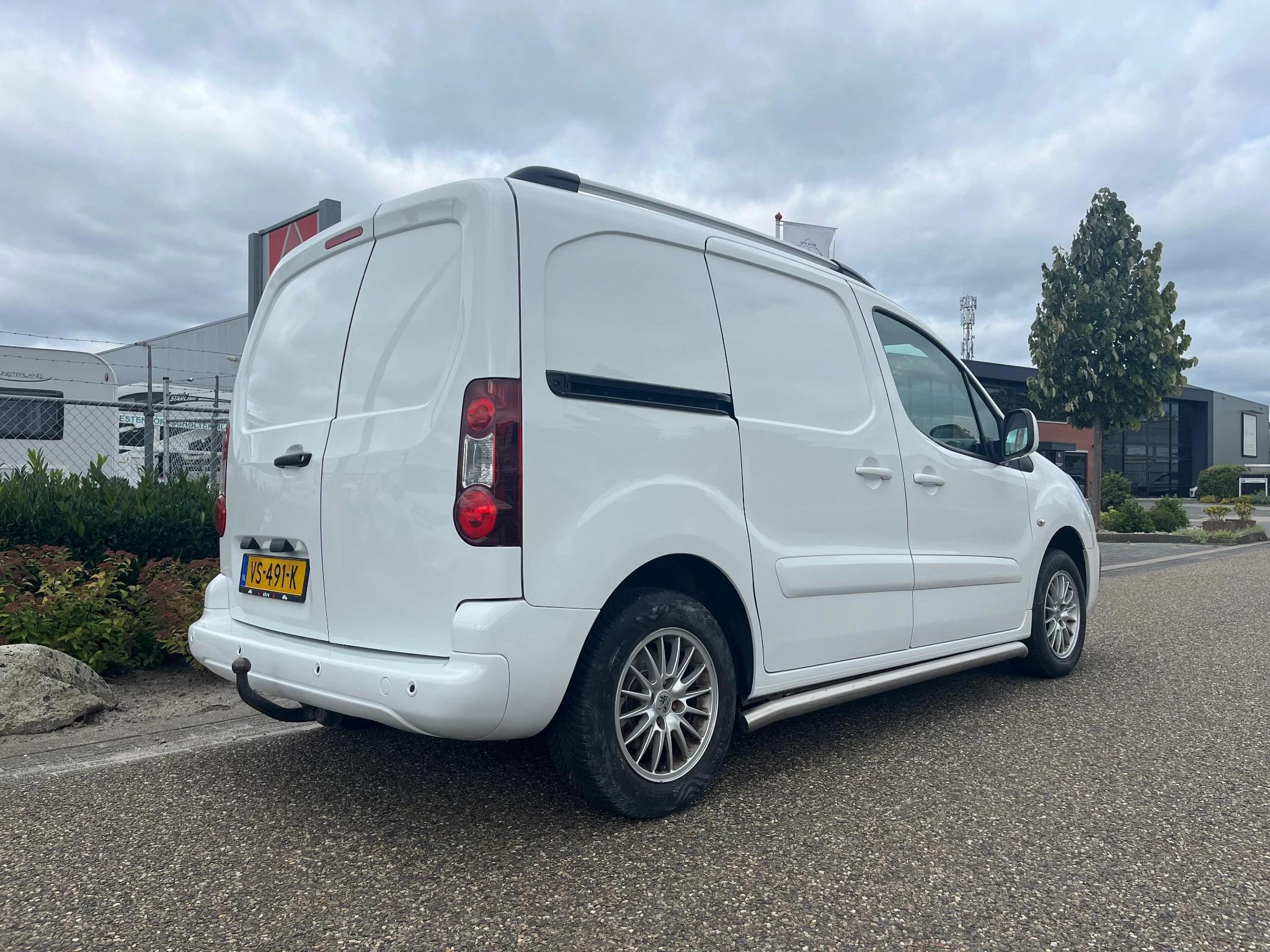 Hoofdafbeelding Peugeot Partner